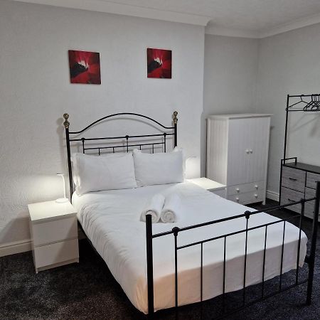 Birtley'S Diamond 3 Bed Apt, Sleeps 6 Guests Birtley  Екстер'єр фото