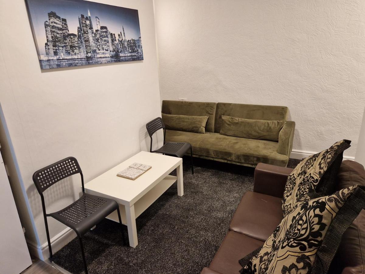 Birtley'S Diamond 3 Bed Apt, Sleeps 6 Guests Birtley  Екстер'єр фото
